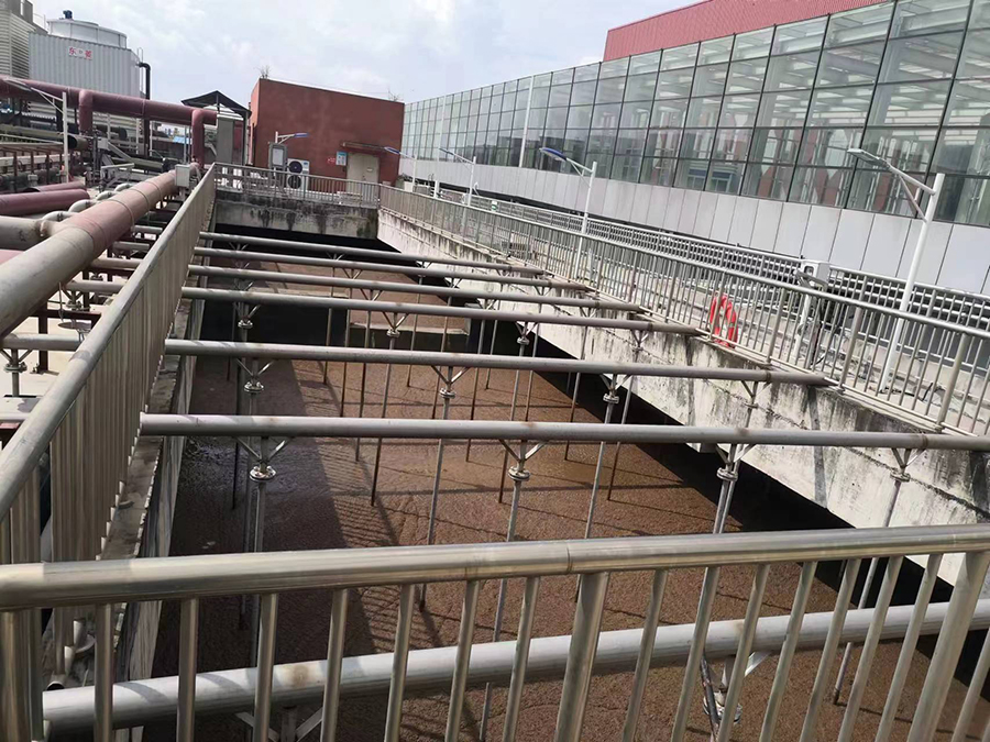 曝氣器_泰譽(yù),上海泰譽(yù),上海泰譽(yù)節(jié)能環(huán)保,泰譽(yù)環(huán)保,泰譽(yù)旋流曝氣器_可提升式曝氣器,可提升曝氣,提升式曝氣器,曝氣器,曝氣頭,旋流曝氣器,旋流曝氣,旋流式曝氣器,旋流曝氣,旋流微泡曝氣器,旋流曝氣器廠家,高效旋流曝氣器,旋流曝氣頭,新型旋流曝氣器,旋流曝氣器結(jié)構(gòu)圖,曝氣器價(jià)格,曝氣廠家,曝氣頭廠家,曝氣裝置,曝氣公司,上海曝氣器,進(jìn)口曝氣器,旋流切割曝氣器,旋流曝氣器原理,日本旋流曝氣器,曝氣充氧設(shè)備,旋流剪切曝氣器_垃圾滲濾液處理_垃圾滲濾液處理設(shè)備_處理滲濾液_污水處理設(shè)備_污水處理_污水處理廠家__污水處理環(huán)保設(shè)備廠家_污水處理設(shè)備廠家_造紙污水處理設(shè)備_造紙污水治理_造紙廢水處理設(shè)備_曝氣系統(tǒng)_曝氣設(shè)備_污水處理工藝_生化好氧段曝氣設(shè)備_污水曝氣設(shè)備_污水廠生化曝氣池_污水處理環(huán)保設(shè)備_污水曝氣處理_曝氣器廠價(jià)批發(fā)_污水處理工藝流程__污水處理知識(shí)_污水曝氣